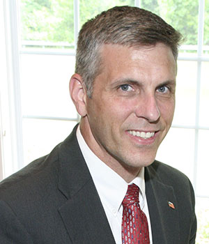 Erik Anderson, President at AED Aero profile