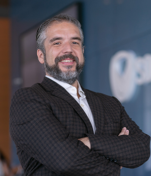 Rodrigo Santos, COO of Softplan, Profile